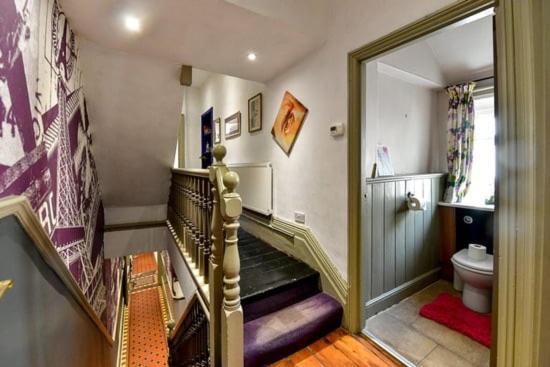 Quirky 4 Bedroom Apartment With Terrace Кардифф Экстерьер фото