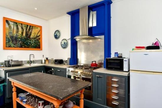 Quirky 4 Bedroom Apartment With Terrace Кардифф Экстерьер фото